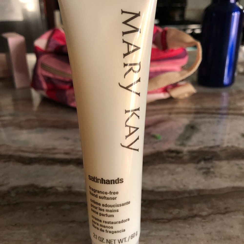 Mary Kay fragrance free satin hands Brand new